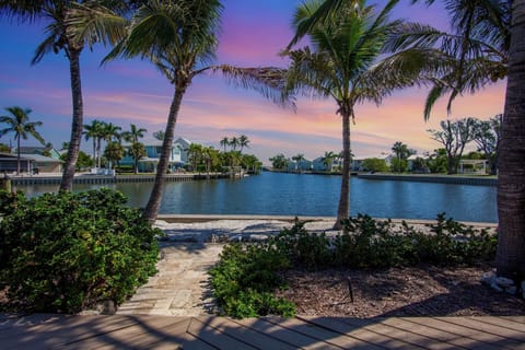 Island Oasis by Anna Maria Island Accommodations