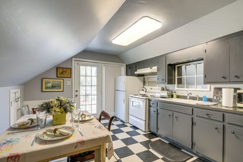 Kitchen | Cooking Basics | Drip Coffee Maker | Keurig