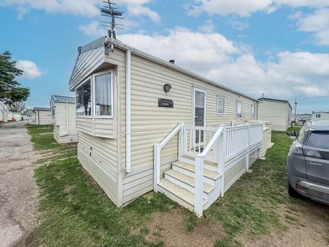 Cozy exterior with private deck for relaxing mornings