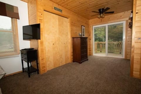 32230fb5 1f37 424f b03b 605b434748d8