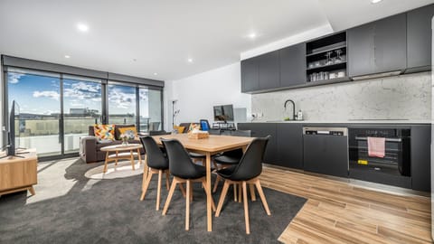 Seamless layout connecting living and dining spaces