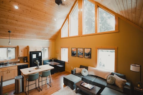 Open floor plan with vaulted ceilings,