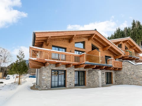 Holiday Home Exterior [winter]
