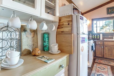 Kitchen | French Press | Toaster | Cooking Basics