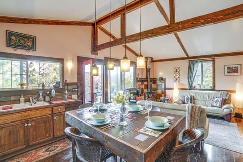 Dining Area | Self Check-In | Free WiFi