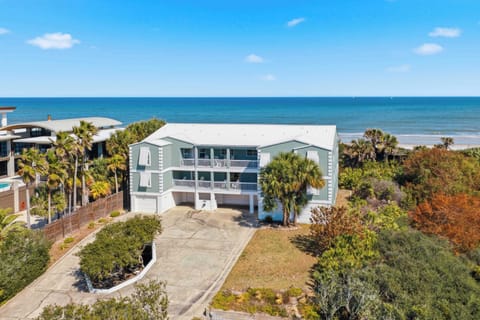 Aerial view | Your perfect beachfront paradise awaits!