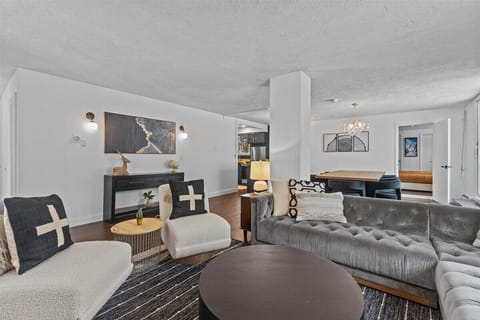 Mountain View Apartment: Minutes to Skiing, Food! (4714)