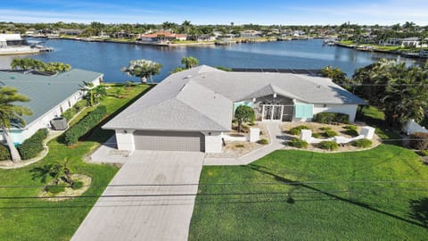 Completely remodeled vacation home: Villa Amazing