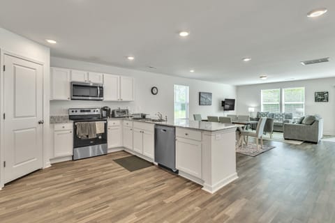 Indoors, Floor, Flooring, Kitchen, Appliance