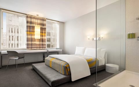 Unit with 1 Queen size bed