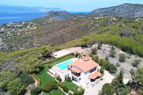 Private estate of 25000sqm