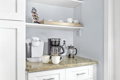 Wake up in paradise—French press, drip & Keurig with coffee included.