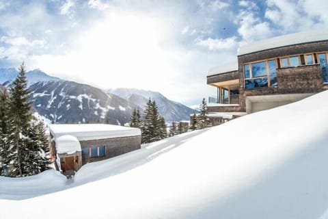 Holiday Home Exterior [winter]
