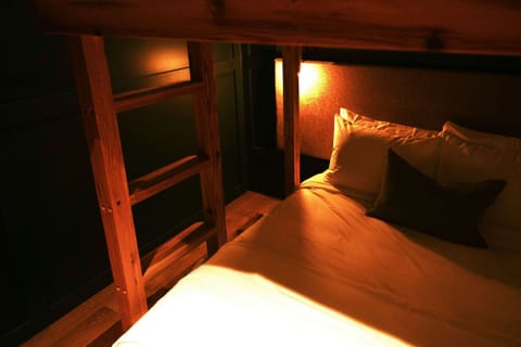 Bunk Room with 4 Queen Beds