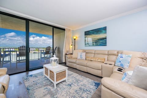 Wind Drift 615N, 28760 Perdido Beach Blvd, Orange Beach, Alabama, river view, 2 bedroom condominium