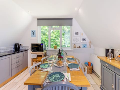 Open plan kitchen/diner | Valley Lodge 56, Gunnislake