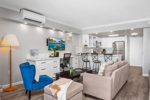 Second unit interior