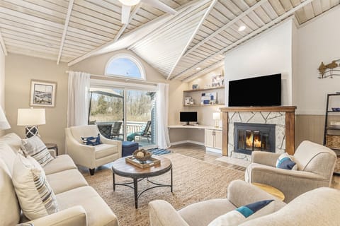 Sunset Landing has an amazing updated interior