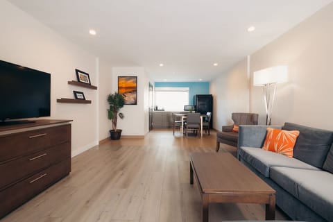 Kick back on the sofa and enjoy an airy lounge.