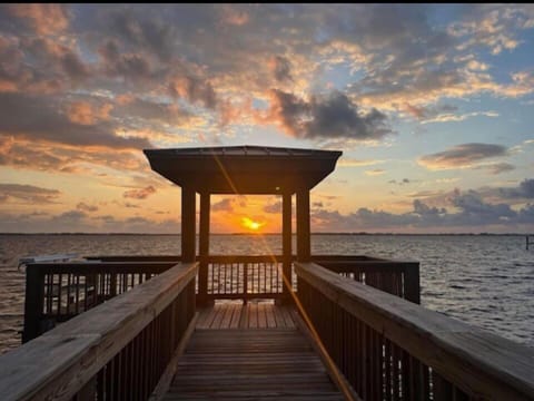 Private community pier