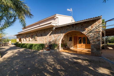 Holiday Home Exterior [summer]