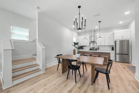 Sandbar Drift | Dining Area | 1st Floor