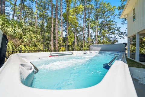 Sandbar Drift | X500 Exercise Pool/Spa