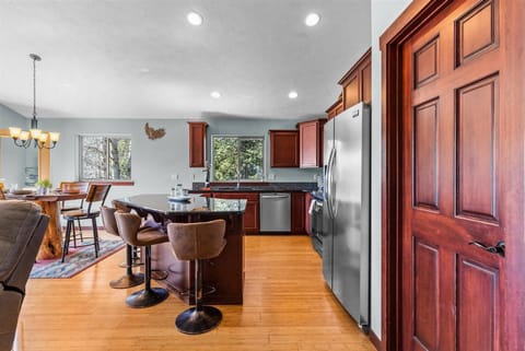 Meals made easy in your home away from home.