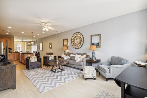 Main Level,Living Area,