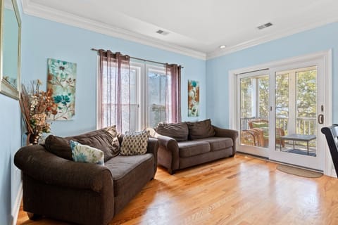 High Tide Hideaway Living Area