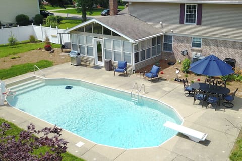 Pool, Grill and plenty of seating!