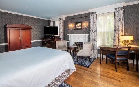 Bedroom. Interior and views may vary based on location and availability