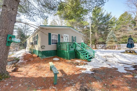 Exterior | Large Yard | Picnic Table | Fire Pit | Gas Grill