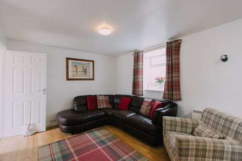 The Carthouse lounge at Trevalgan Farm Holidays