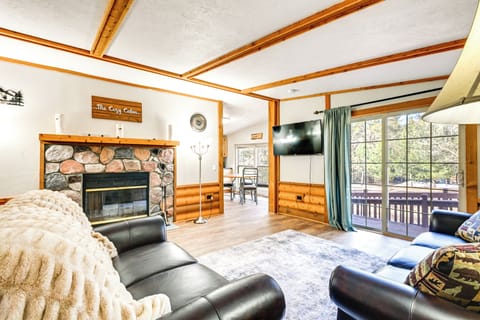 Gillett Vacation Rental | 3BR | 2BA | 1,100 Sq Ft | Step-Free Access