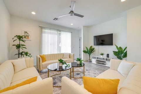 Laveen Village Vacation Rental | 3BR | 2BA | 1,327 Sq Ft | Small Step to Enter