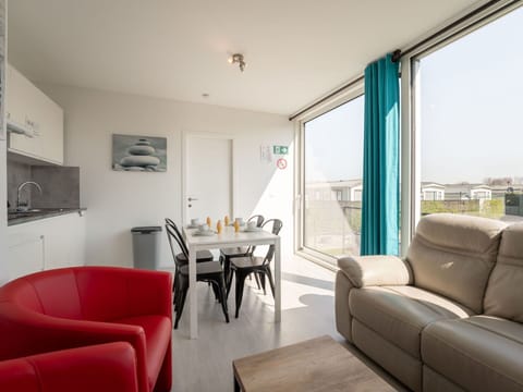 Apartment, Balcony, Condominium, Shade, Hotel