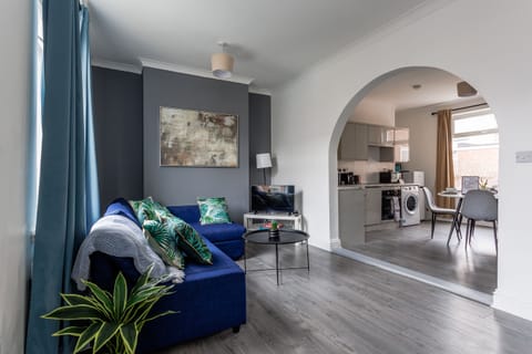 Living Room / Lounge