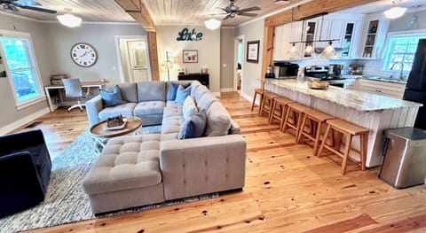 Kitchen bar with seating.