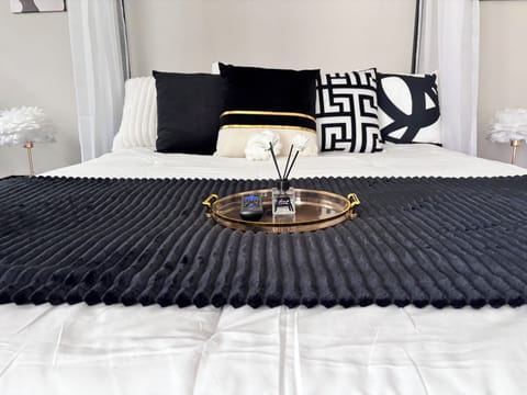 Queen size bed