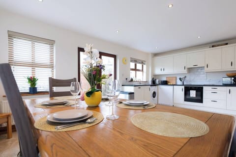 301a2446-5a2a-4563-b5a8-a9682bb5cfec