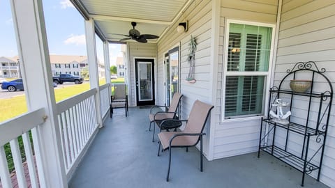 This corner unit offers a unique view with its L0-shaped patio. Enjoy a gentle summer breeze from any direction.
