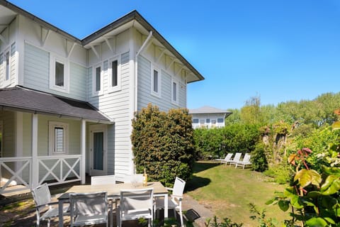 Holiday Home Exterior [summer]