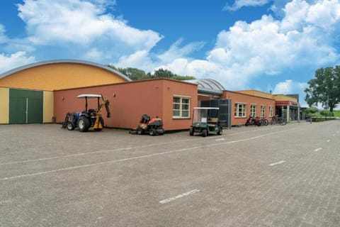 Immediate Surroundings [summer] (<1 km)