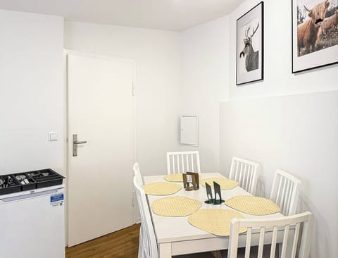 978eacfc-48d2-4b88-8b69-a81c65977e05