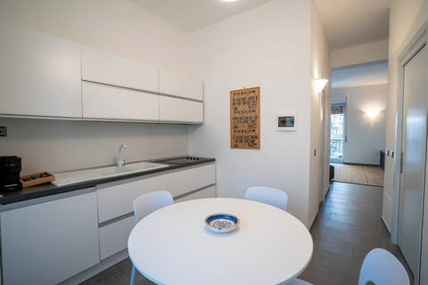 60d259cc-c6f5-4623-b8f5-f3be965cad8e