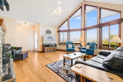 Main Level - Living Area w/ Floor To Ceiling Windows