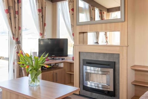 Living Room / Lounge