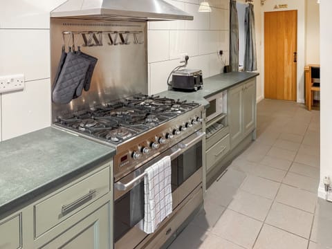 Kitchen | Wellhead Cottage, Haworth, near Keighley