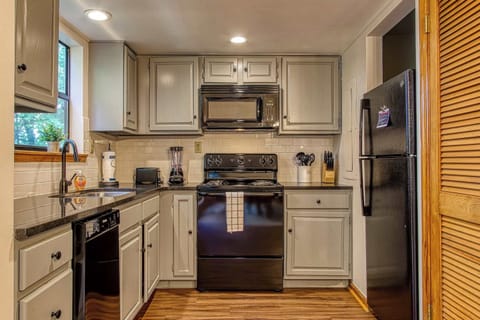 This kitchen is thoughtfully designed for both connection and comfort.